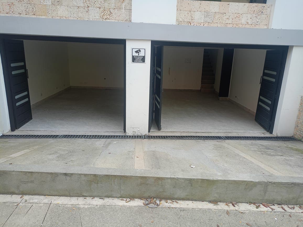 Local en el segundo parque de laureles — Laureles Segundo Parque, Medellín