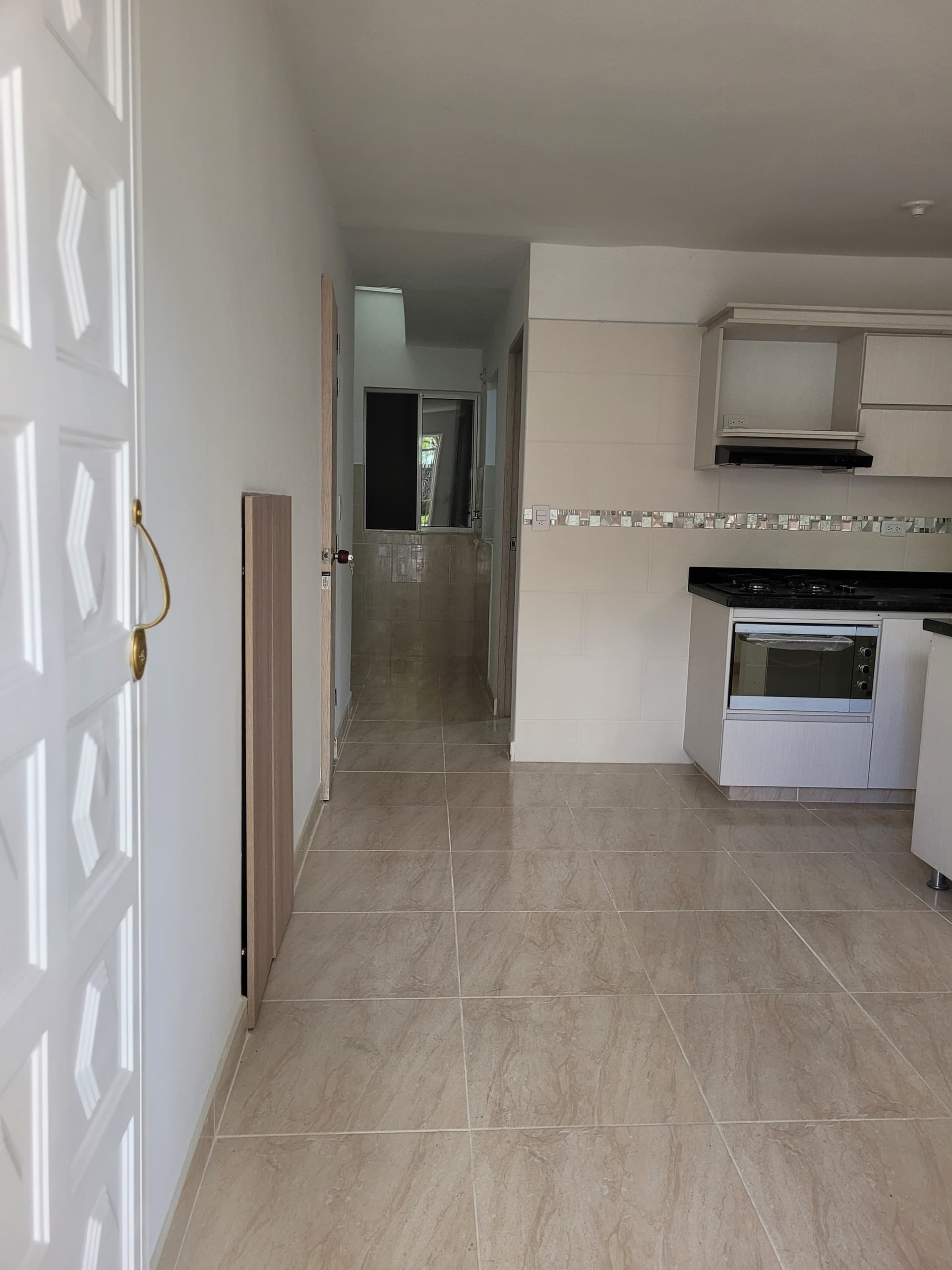 Edificio de 3 pisos en venta – almería — Laureles, Medellín
