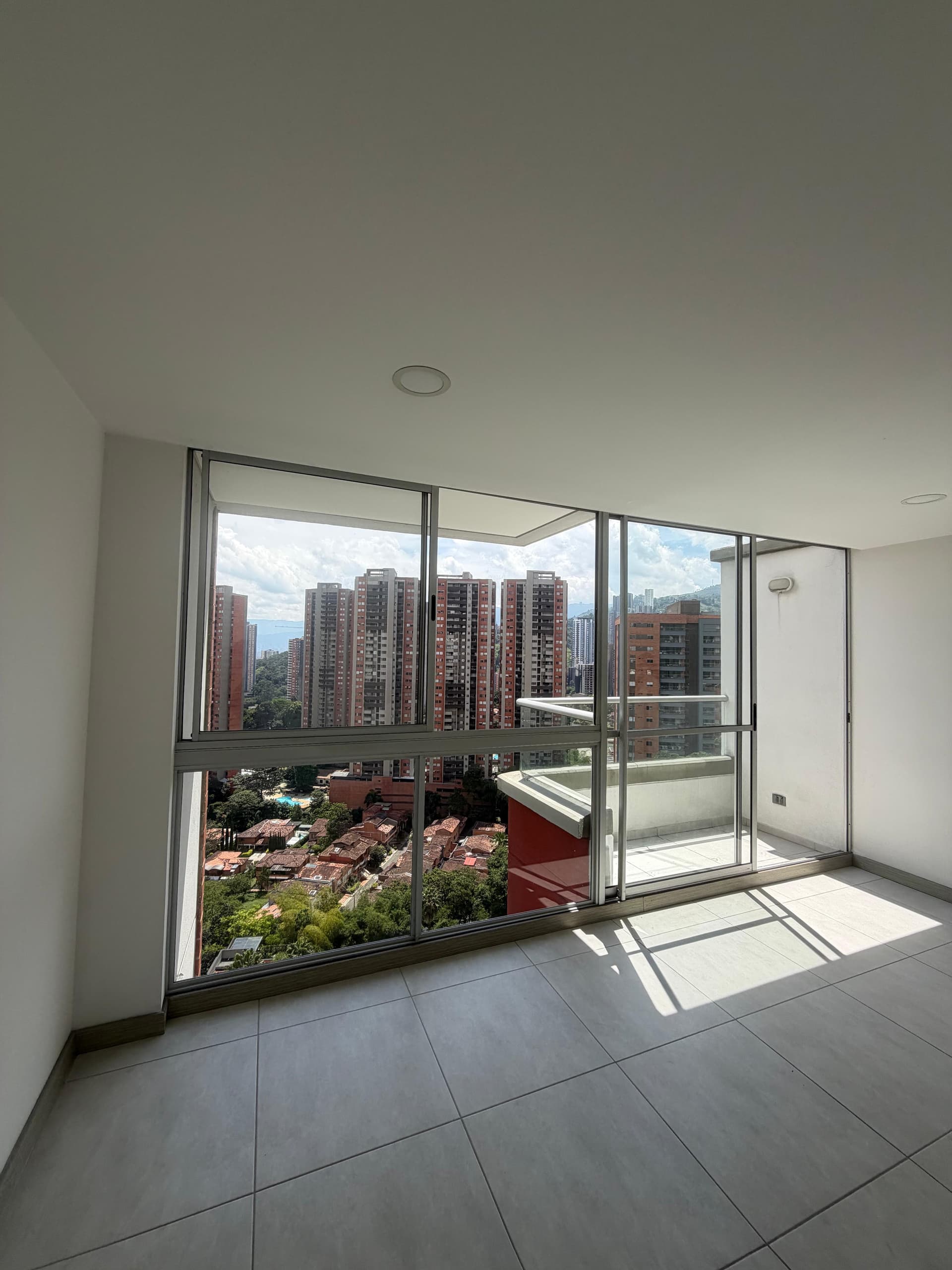 Apartamento en sabaneta — Aves Maria, Sabaneta