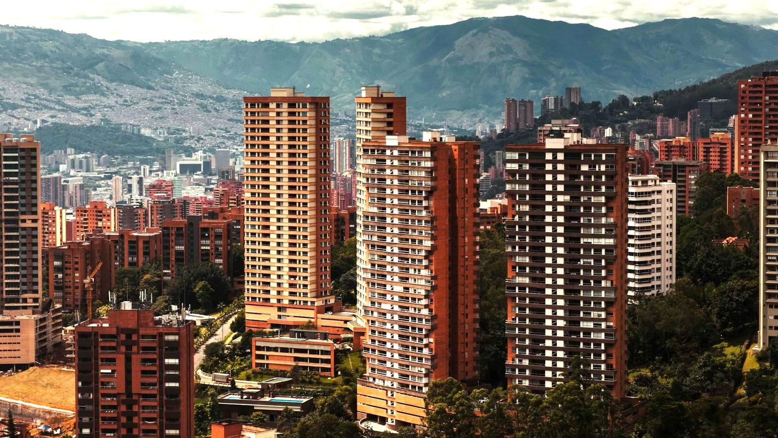 ¿Porque invertir en el barrio Laureles Medellín?