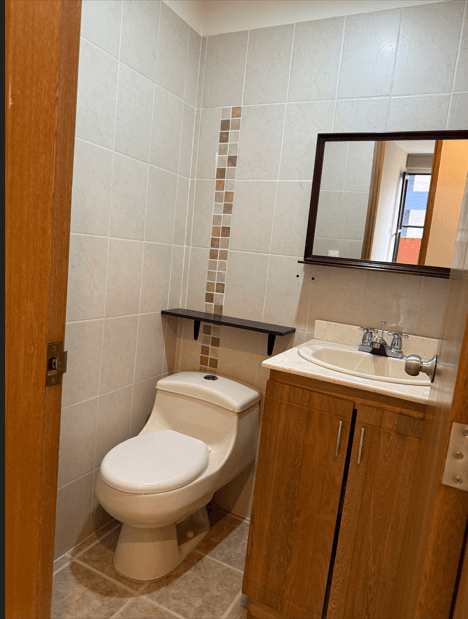 Apartamento cerca del primer parque de laureles — Laureles, Medellín