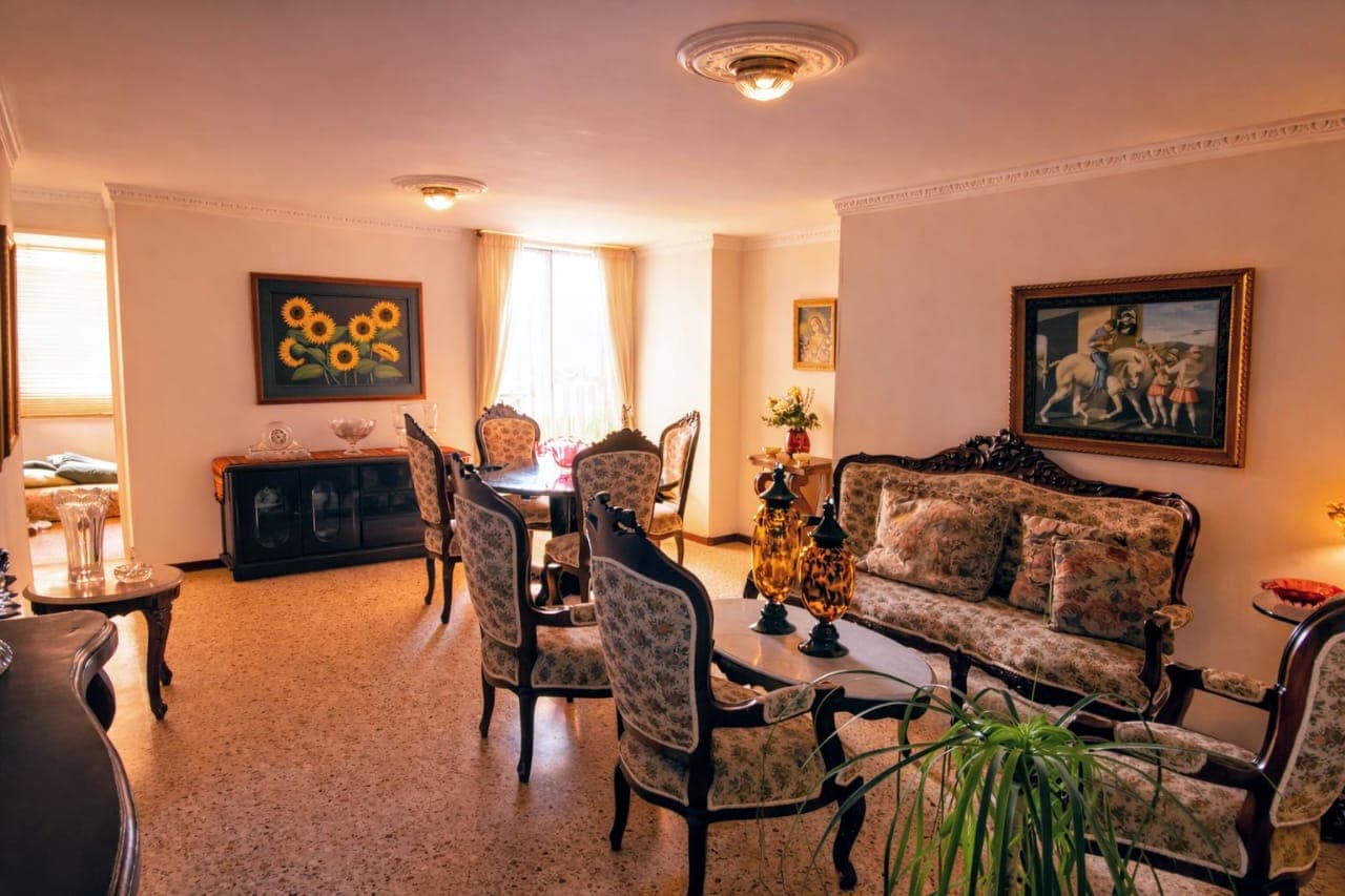 Apartamento en la castellana-medellín — La Castellana, Medellín